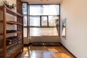 Family Only Villa with Pool & City View - 6BR De Reiz Meily Syariah