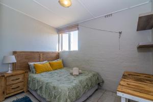 Beach Bungalow No 13 - Salted Fynbos Staying