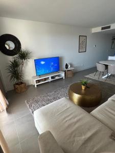 Pure South Beach & Golf 2111