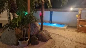 Precious Stone 3bdr-2bths-with pool- central location - Punto Fijo