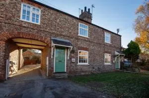 Wheldrake Holiday Cottages - Wheldrake