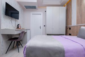 Lavender Airport Hotel