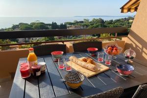 T2 sea view in Saint-Clair - Rated 3