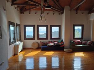 Rigas Pinakoti Lodge