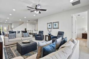 Sun-filled 6 Bdrm Home with Game Room at Encore