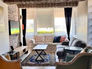 Stay at Home 100 meters to the Sea in URLA - إزمير