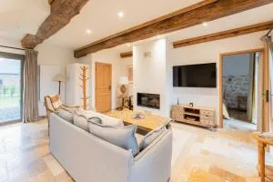 Maison Morny Your Exquisite Retreat near Deauville - Пеннедепі