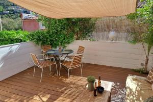 T2 with terrace in La Fossette