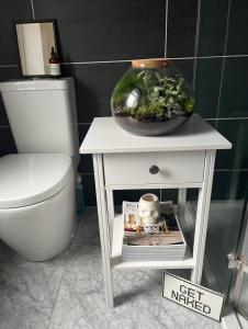 Charming Cosy Room in Little House with a Garden in Quiet Neighbourhood