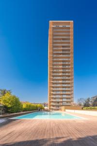 Giax Tower Residences - Pool, Spa & Gym - Multiple Apartments for Families & Groups - 15 Min from Duomo
