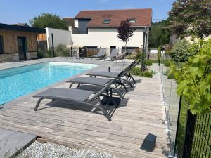 Appartements Sejour detente - Appart'hotel n 1 avec jaccuzi, piscine et petit-dejeuner : photos des chambres