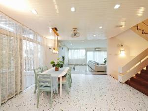 HT Homestay BigSemi-D BBQwedding in town - 3hvězdičkové hotely ve městě Jelutong