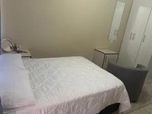 Sunstone Lodge - Kathu