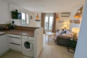 Appartements Balcon des iles d'Or - T2 seafront historic center : photos des chambres