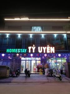 Home Coffee shop Tỷ Uyên