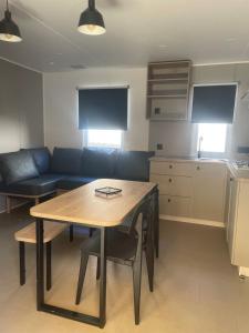 Mobil-home neuf 6 à 8 pers au Camping Les Palmiers, Hyères