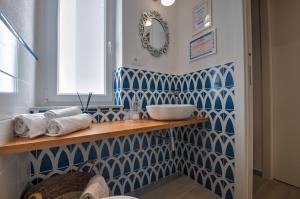 aMoneglia, 2 minutes walk to the beach, PVT PARK