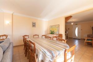 Maisons de vacances Gite Le Berierot avec piscine : photos des chambres