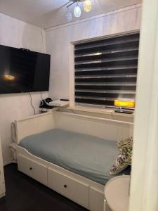 Cosy Apartment East London
