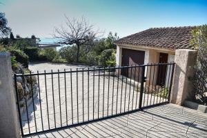 Family villa with sea view classified 3 - 8 people