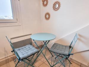 Appartements EXIGEHOME-Studio au coeur de Versailles : photos des chambres