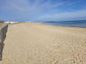 Port Brescou III, T2 au centre port avec parking et clim