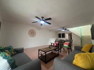 Casa en el Centro de Mérida, 5 habitaciones y 3 baños, ideal para grupos