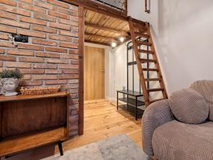 Studio City - ACCO RENT