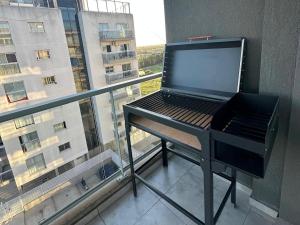 Cómodo departamento a metros del río