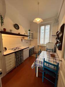 A005 Spacious and bright apt close to Croisette