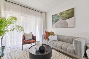 Elegant Retreat 2 Bedroom 1 Bathroom Sleeps 4