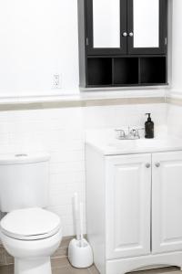 Yellow2 Sunrise Brooklyn Retreat125