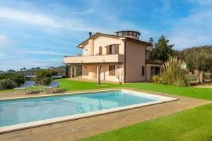 Villa il Mandorlo by VacaVilla - تورو سول تراسيمينو