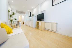 Cozy Apartament 2 bedrooms In Madrid Temporal ATL43