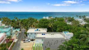 Casa Angelica Apt 202 steps to Sandy Beach