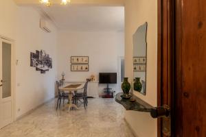 Zia Pina's Apartment