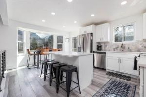 Cottonwood Basecamp-Game Room,6TVS Near Canyons