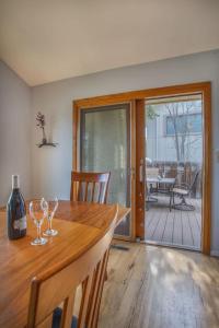 5 bedroom, 7 beds, 3 bath - Sleeps 12, Great for Families