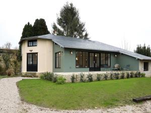 La Maison Aux Fleurs by La Boîte En Plus