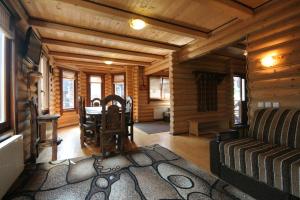 Chalet Flery
