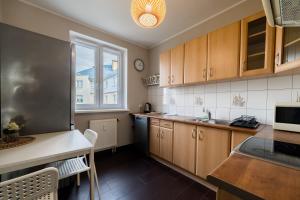 Osiedle Batorego Spacious Apartment by BookingHost