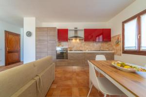 Step by the sea img4