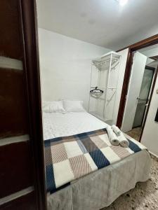 Cómodo en zona residencial a 1m de Av. el poblado