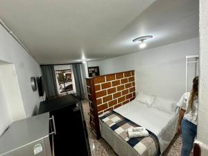 Cómodo en zona residencial a 1m de Av. el poblado