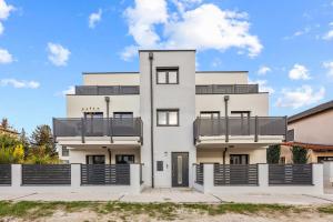 Yellow Suite - Whirlpool Garden - free parking - WiFi