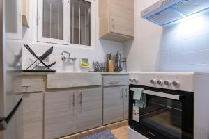 Prime and Cosy 1bedroom Hop to Acropolis