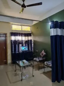 Dream Retreat - Khānāpāra