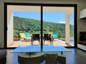 Casa-Bananeira-Villa-4P-en-baby-with-private-pool-in-a-natural-setting