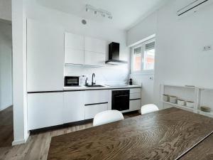 City & Sky Escape - 5 Mins City Center, Milano