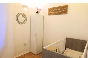 Maisons de vacances Maisonette 2 min du RER B free parking : photos des chambres